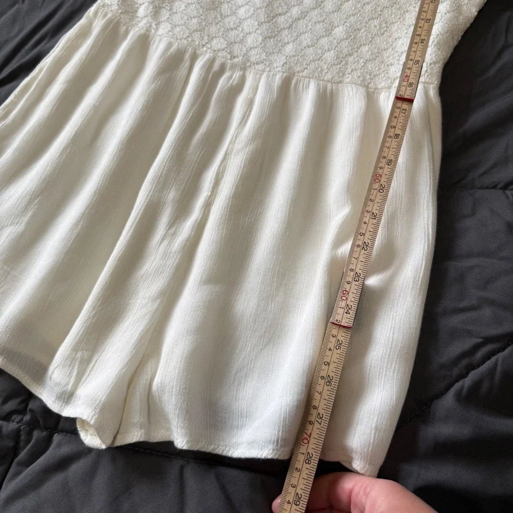 Bershka Romper Women Medium White Excellent Lace Boho‎ Sleeveless Sunsuit